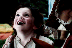 imagine-lotr:  Imagine babysitting hobbit children. Submitted by hispanicbitch