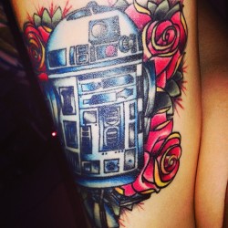 fakeliving:  R2D2 done @ Peep Show in New