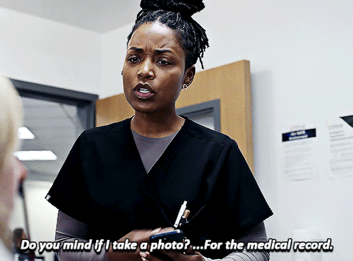 THE PITT AYESHA HARRIS As Dr. Parker Ellis -> 1x14 // 1x15