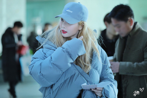 shiningqueens:credit: 환상