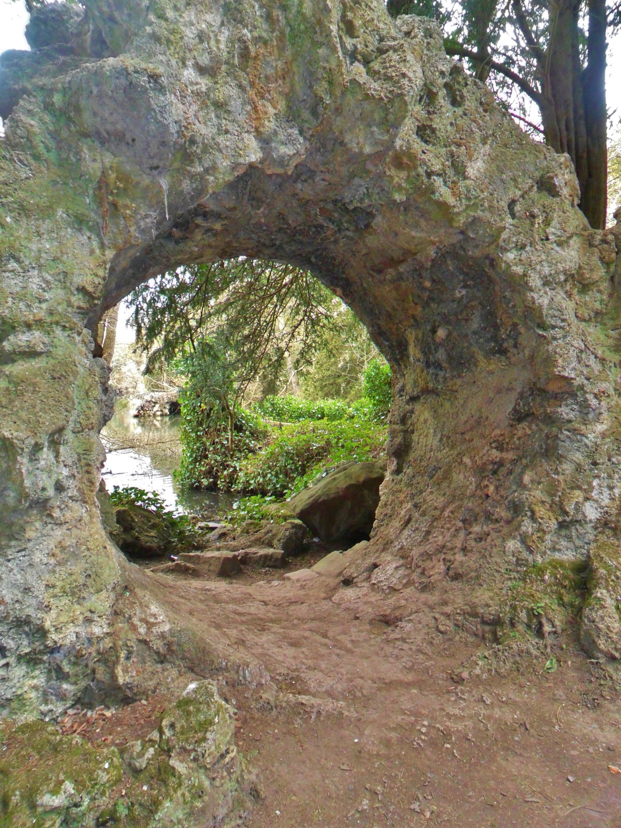 vwcampervan-aldridge:  Stargate/Hobbit Ring - Garden Folly at Elvaston castle, Derbyshire,