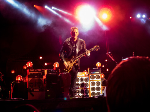 @pearljamWrigley Field 8.22.2016Color shots Part 1 of 3