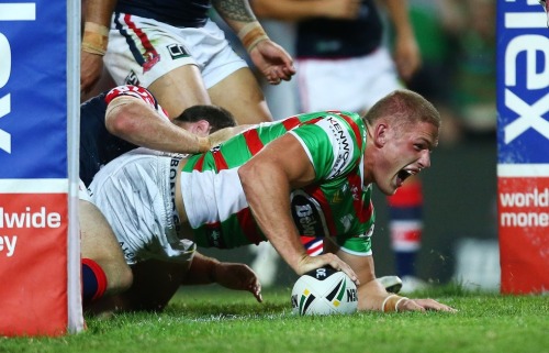 dadwantsacockinhisarse:  2sthboiz:  aus rugby  Pretty close to one of his balls popping out! Who is he?