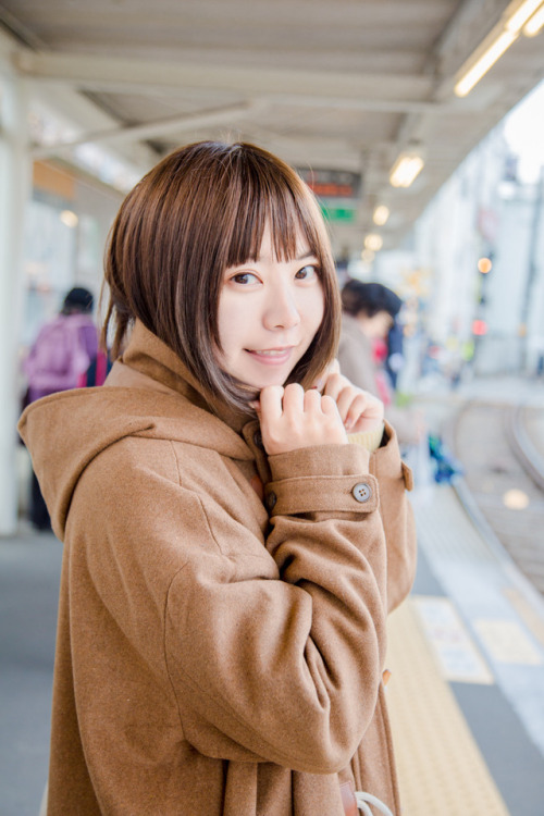  title:こなみん♥世田谷線＜上町駅編＞(Konamin loves Setagaya-line<Kamimachi station edition>)model:佐野小波(Konam