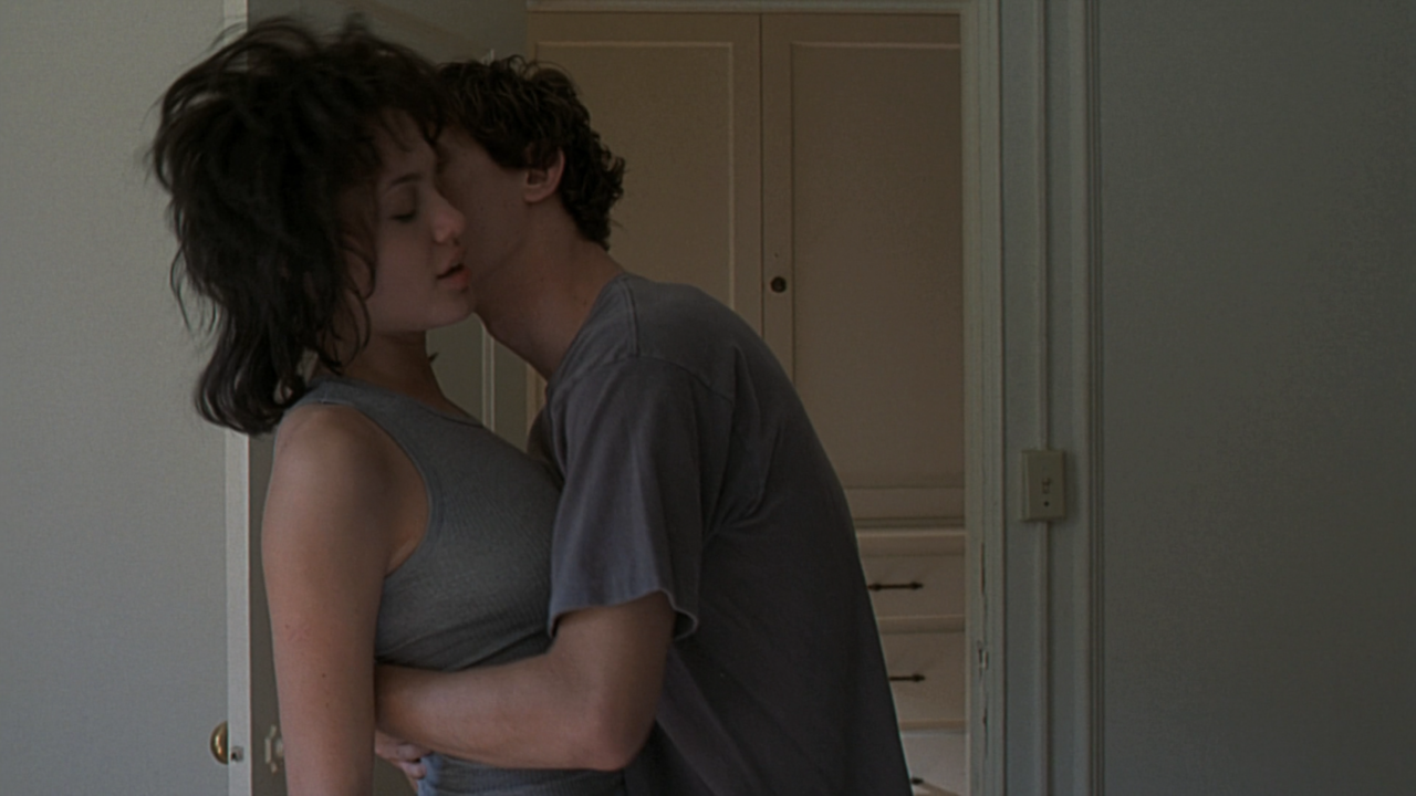 filmaticbby:Gia (1998) dir. Michael Cristofer