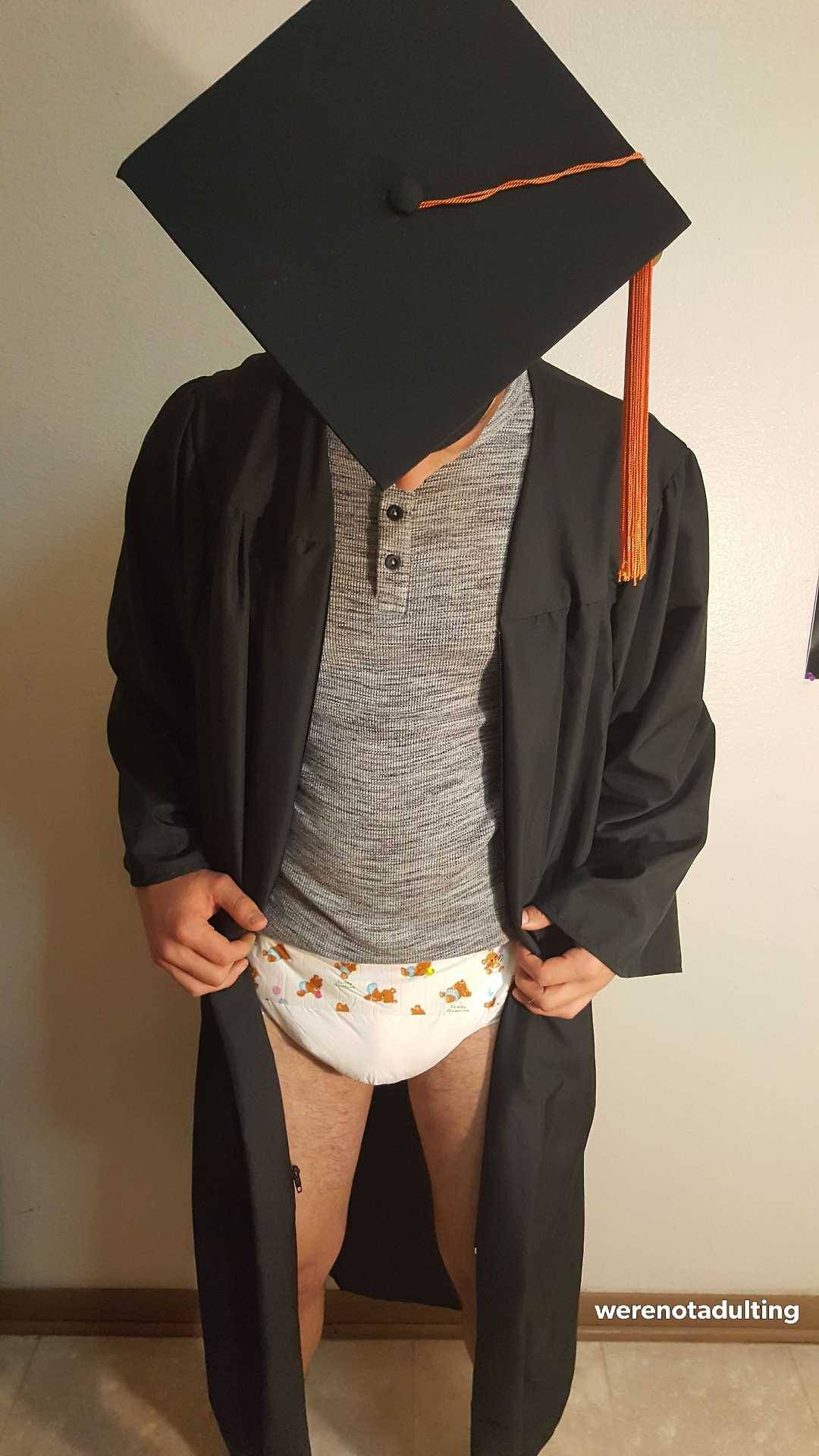 werenotadulting:  Finished with college, not finished with potty training  In disbelief
