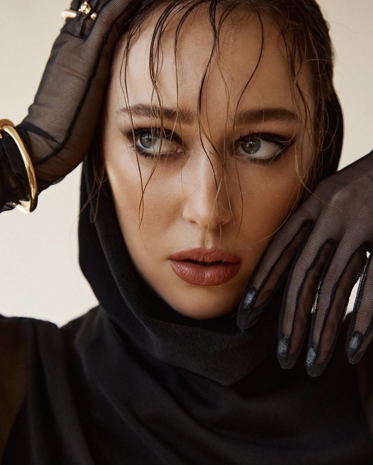 Alycia Debnam-Carey – Schön Magazine May 2023 Photos