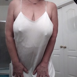submissivewritergirl:  My favorite. Very soft material. Nipples show just a bit!!