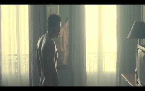 majdad-celebs:Edgard Ramirez  Full Frontal and rear in “Carlos”