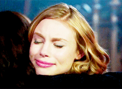 DAILY VAMPIRE ACADEMY