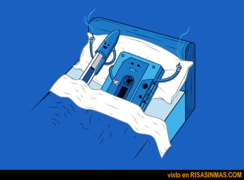 risasinmas:  El bolígrafo y la cassette