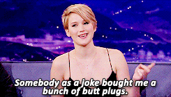 kris-stewart:  BEST MOMENTS OF JENNIFER LAWRENCE IN 2013 PART ONE 
