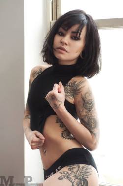 marikosuicide:oldie but a goodie! shot by