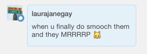 @laurajanegay I KNOW!!! surprised lil kitty sounds!! lms if u agree!!!!!