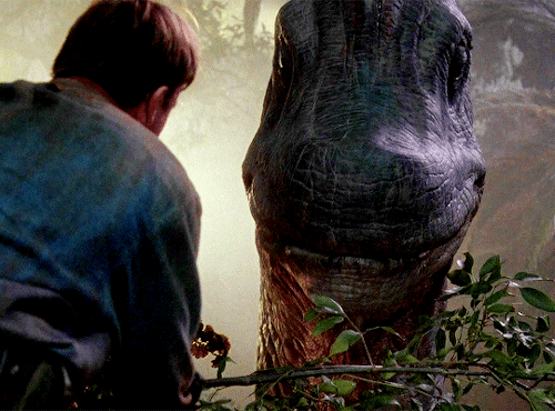 JURASSIC PARK(1993) Dir. Steven Spielberg"Just Think Of It As... Kind Of A Big Cow."