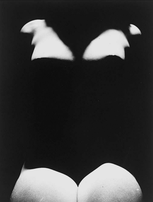 Porn photo nebulously-burnished:  Erwin Blumenfeld  