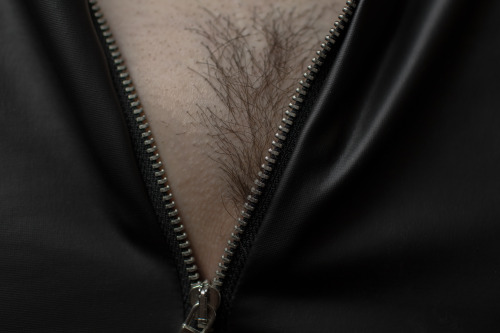 ingenjones:  Une ouverture© Ingen Jones 2016(Please do not remove the credits when reblogging. Thank you !!)