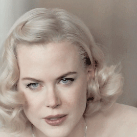 redwyyne-archive:Nicole Kidman as Marisa Coulter in THE GOLDEN COMPASS (2007)