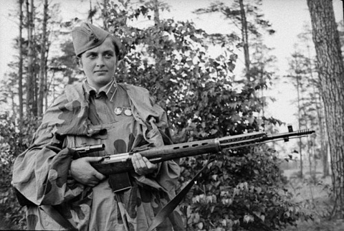 worldwartwoinpics:Soviet female sniper Lyudmila Pavlichenko. Confirmed 309 kills.