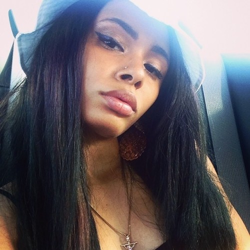 bombshellssonly: @joygasm