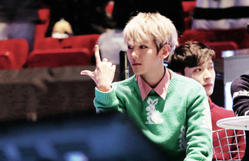 brghtwn:baby byun being precious