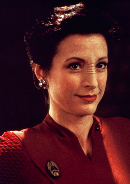 tolstoyevskywrites:  Deep Space Nine Reboot FancastChiwetel Eijofor as Benjamin Sisko (Avery Brooks)Nina Kiri as Kira Nerys (Nana Visitor)Jennifer Lawrence as Jadzia Dax (Terry Farrell)Riz Ahmed as Julian Bashir (Alexander Siddig)Ralph Fiennes as Odo