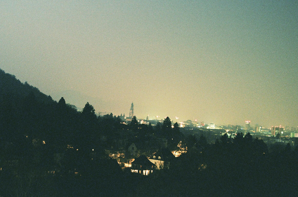 sitoutside:  Photography by calimerise