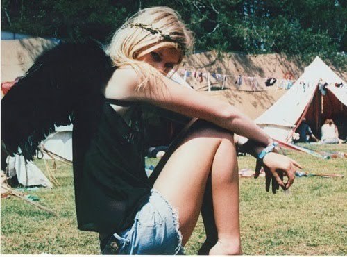 fotosfornovelas:  -Chicas con alas