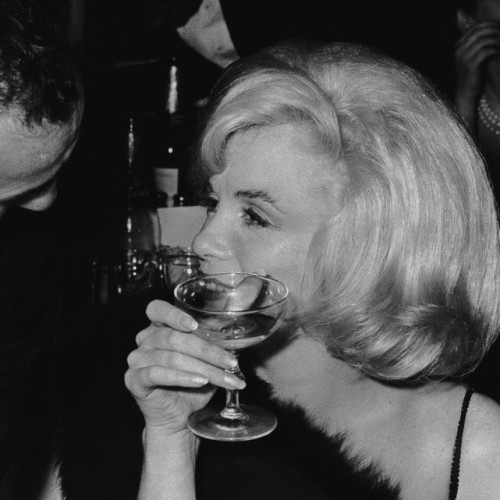 Marilyn Monroe at a charity event at the Roseland... - Marilyn Monroe ...