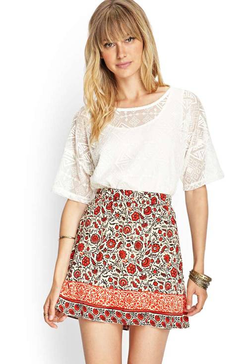 hipster-miniskirts: Gauzy Floral Mini Skirt Shop for more Skirts on Wantering.