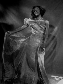 bwgirlsgallery: Viola Davis by Steven Gomillion