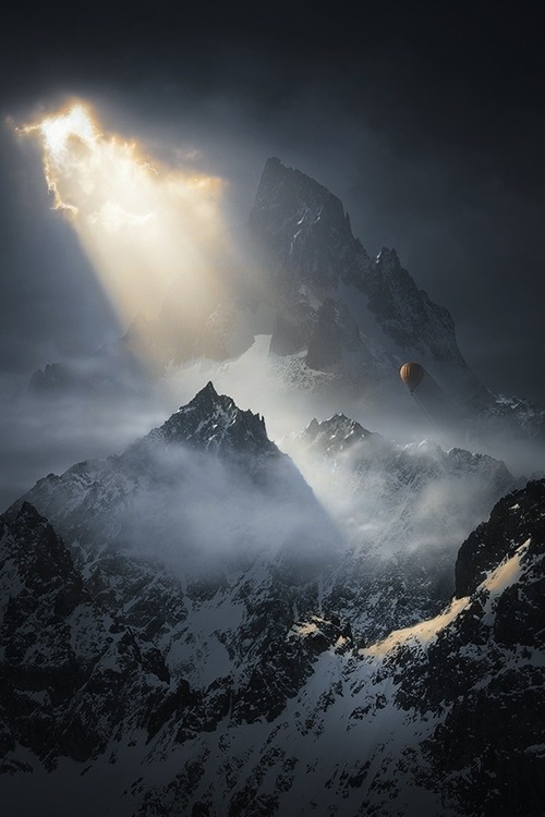 0rient-express:
“ To the Threshold of Silence | by Karezoid Michal Karcz | Website. ”