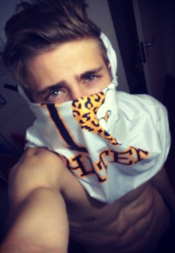 Joe Sugg 