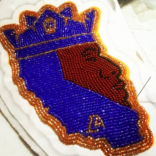 Cat’s out of the bag so I can share what I have been working on lol #beadwork #wip #beadedmeda