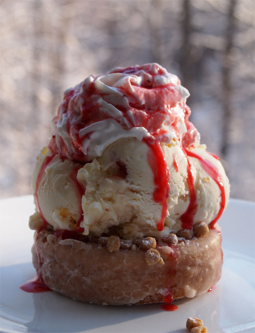 Pick your Strawberry Sundae: Messy or Neat?
Strawberry Shortcake Frozen Custard on a crumb donut, covered in strawberry sauce. Most likes+reblogs wins!