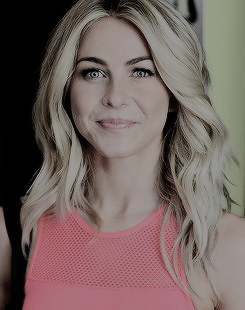 juleshoughs:Julianne Hough Attends Shape Magazine’s Launch Of The Shape Body Shop