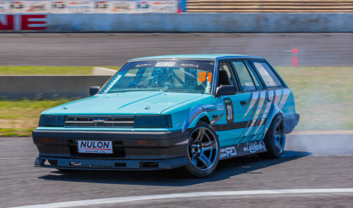 radracerblog:  Nissan Skyline R31 Wagon@jasonferrondrift