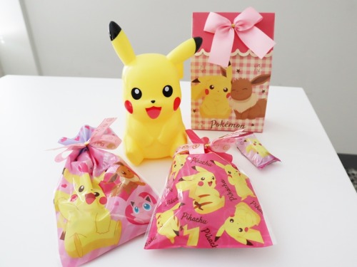 Get yourself some pokémon treats!