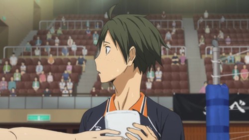 karasunokenma:  I think Hinata went into shock because he saw Tsukki do something nice?!?