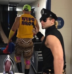 rwfan11:  Mojo rawley phat ass