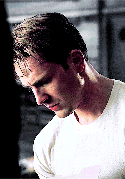 loutheloup:#that first gif is 100% sub!steve feelings via queerly-it-ispost-and-out