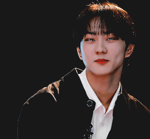 sexy or cute #enhypen#all#enhypenet#kpopco#enhypenetwork#yang jungwon#jungwon #gahd hes everything 🤧  #i hate how sometimes my gifs look good on ps  #but when i upload them these line bands (?) appear all of a sudden #*cries* #why cant it appear just how it is saved huhu  #but n e ways jungwon looks sooo cute  #might make more mix & max sets hehe  #pls show in the tags :((