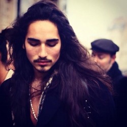 longhairfordays:  Willy Cartier 