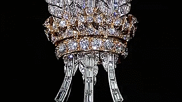 foreveroldhollywood:  Elizabeth Taylor’s Jewellery Collection