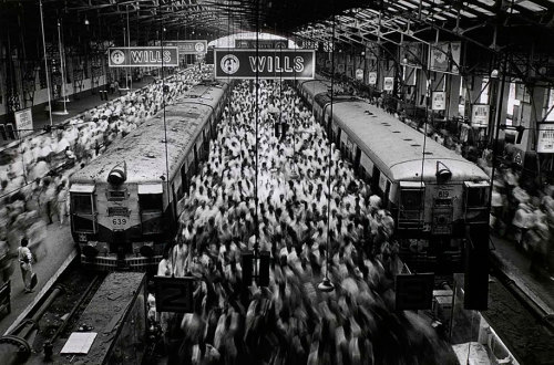 PHOTO of the day | April 6, 2014 \ Sebastiao SALGADO | Bombay station | Demilked Magazine