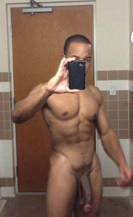dominicanblackboy:  dcnupe:  💋  Damn!😍