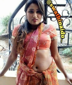 Runstar Desi Mallu Aunty