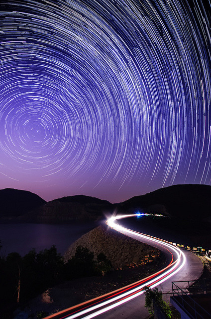 senerii:  High Island Reservoir - East Dam by ジェイリー on Flickr. 