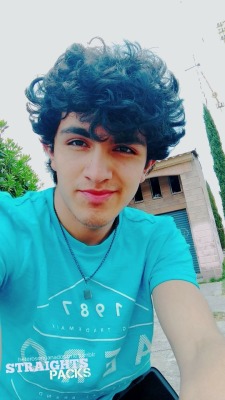 heterosenganados4me:  Daniel México 18 años  Pues este werito hetero sabroson de mty, cayo en mis redes tiene una carita de inoscente pero es bien sucio al escribir. Disfrutenlo bbs 💋  REBLOGUEA Y SIGUEME 👍