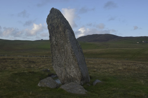 on-misty-mountains: Unst, Shetland, a paradise for archaeologists In the South of Unst we visited th